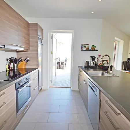 5 Bedroom Nice In Torrig L Kragenæs