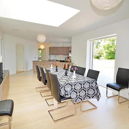 5 Bedroom Nice In Torrig L Kragenæs